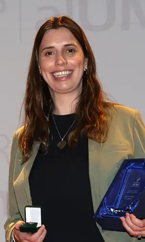 Elvira Tagle Schmidt